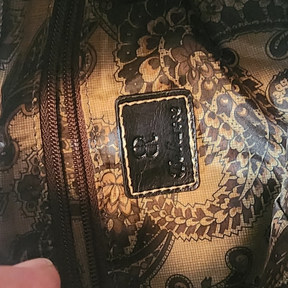 Sold - Picture 6 of 7